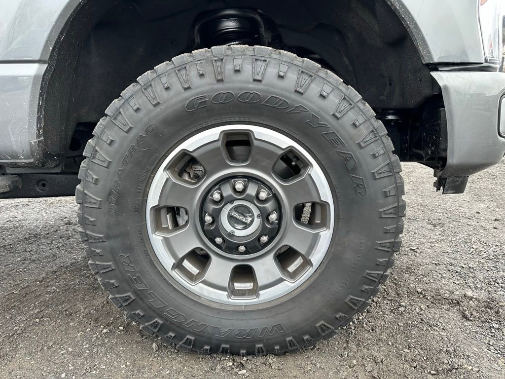 Used 2024 Ford F250 Platinum w/ Tremor Off-Road Package image 27