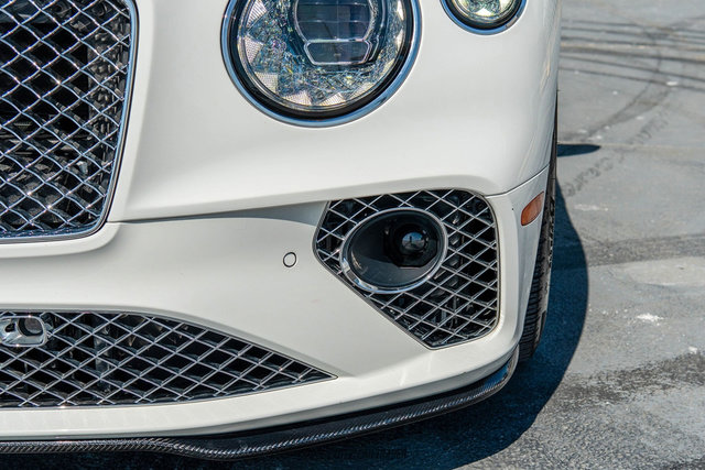 Used 2020 Bentley Continental GT V8 image 75