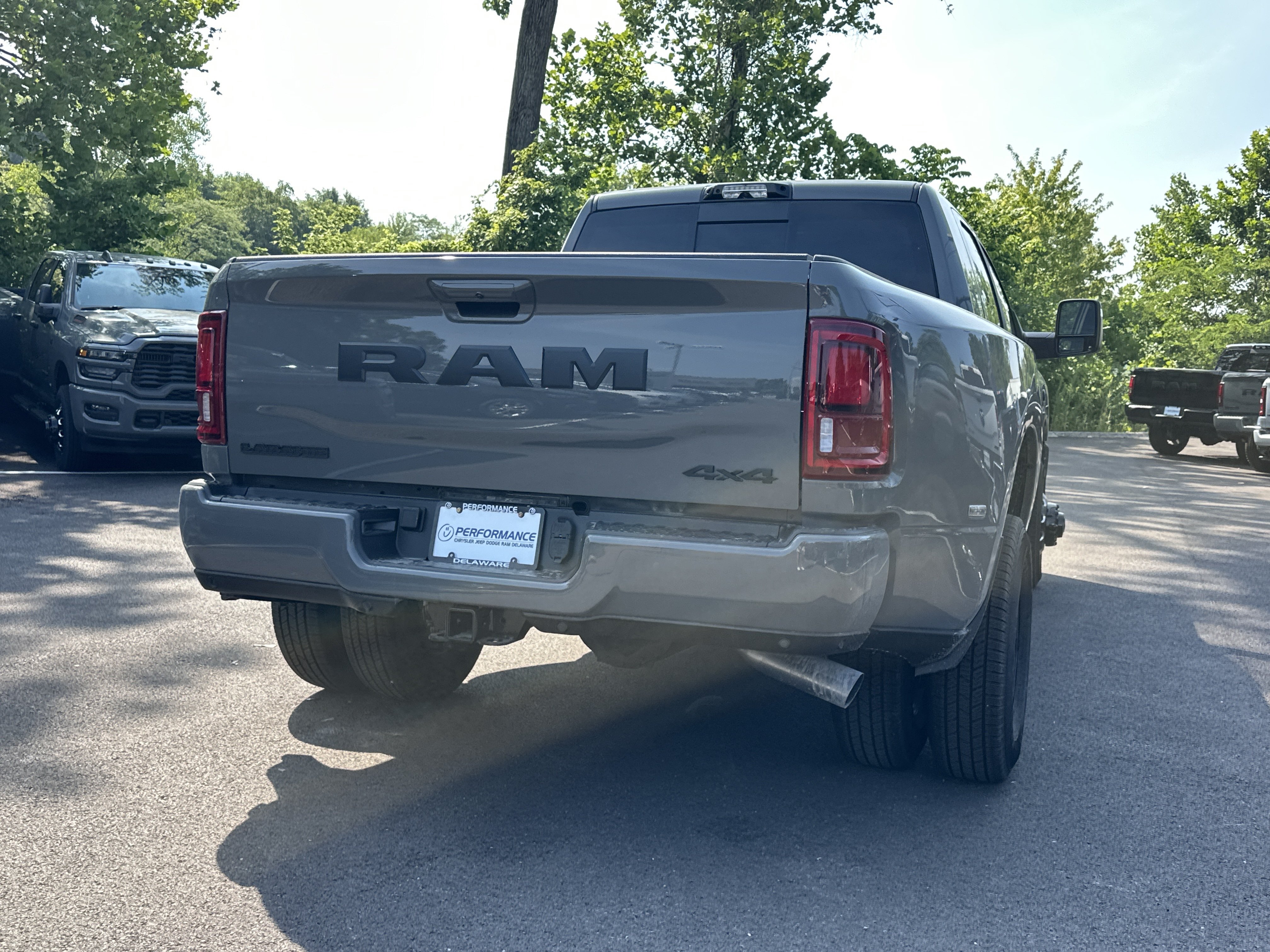 New 2026 RAM 3500 Laramie AWD/4WD image 19