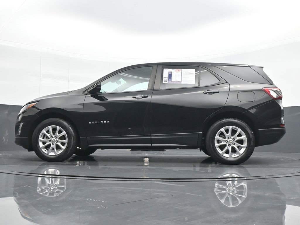 Used 2021 Chevrolet Equinox LS w/ LS Convenience Package image 18