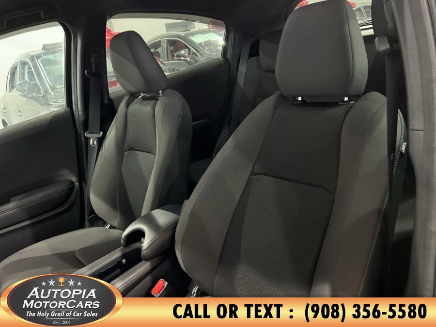 Used 2021 Honda HR-V Sport image 11