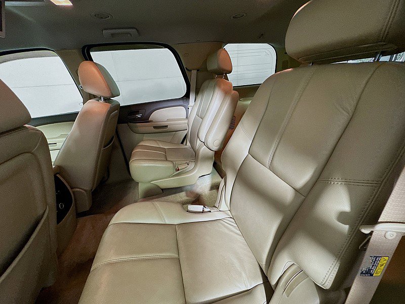 Used 2007 GMC Yukon SLT w/ SLT Preferred Equipment Group image 19