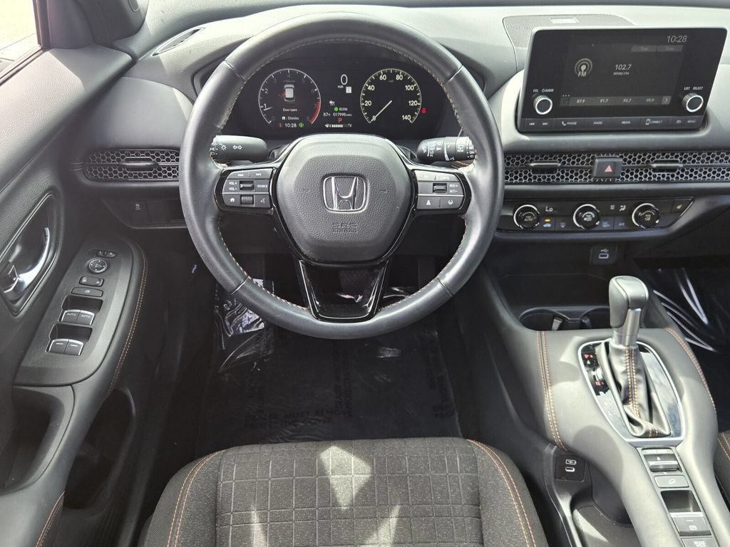 Certified 2025 Honda HR-V Sport image 10