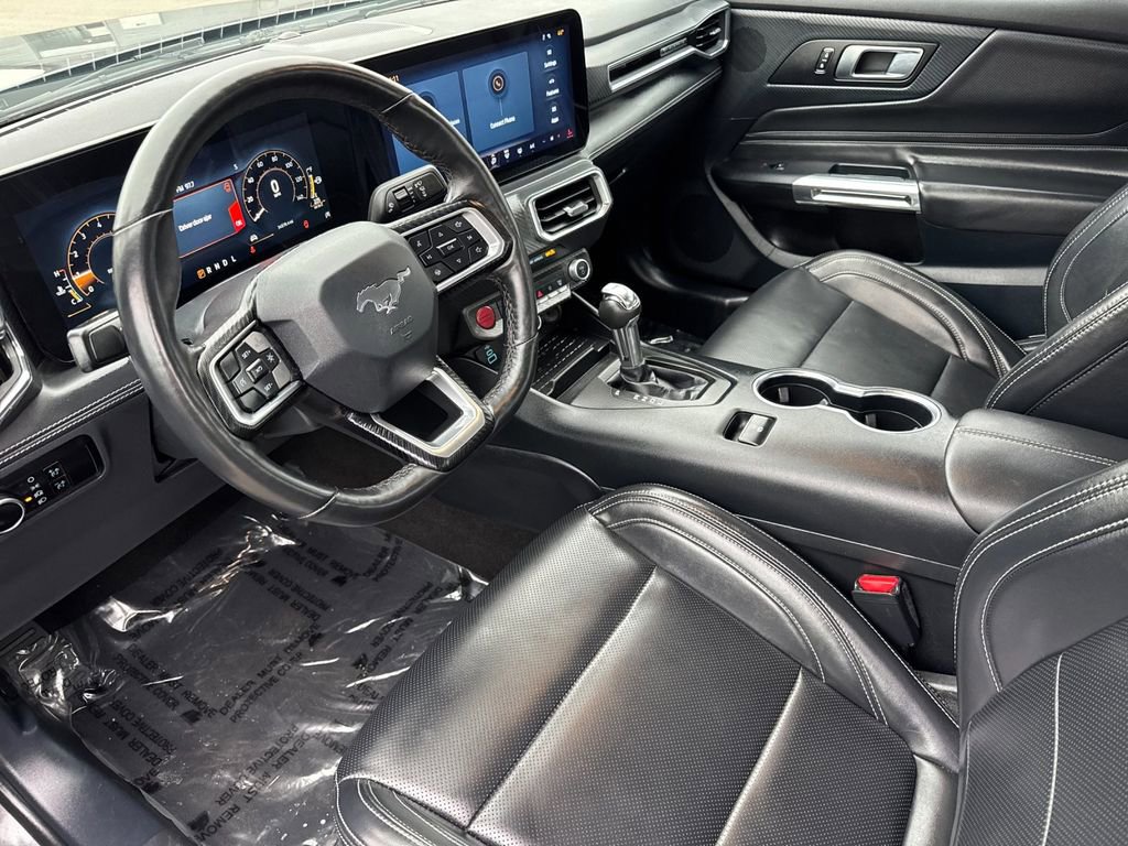Used 2024 Ford Mustang Premium image 9