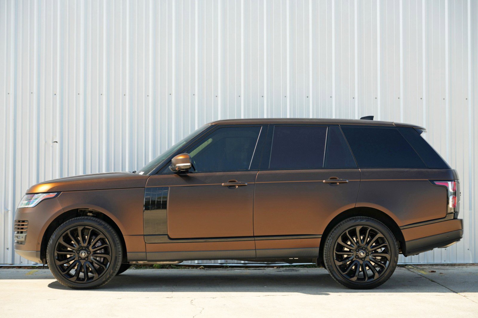 Used 2021 Land Rover Range Rover P525 Westminster Edition image 9