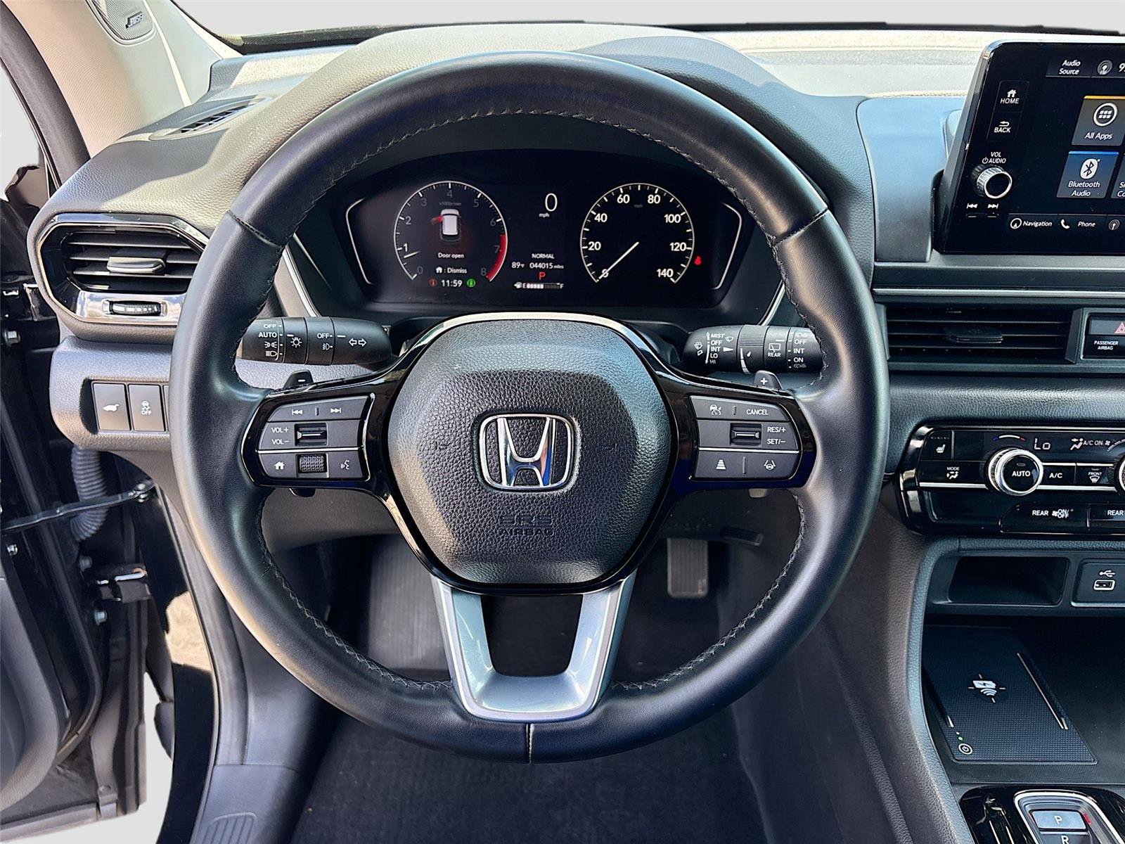 Certified 2024 Honda Pilot Touring image 13