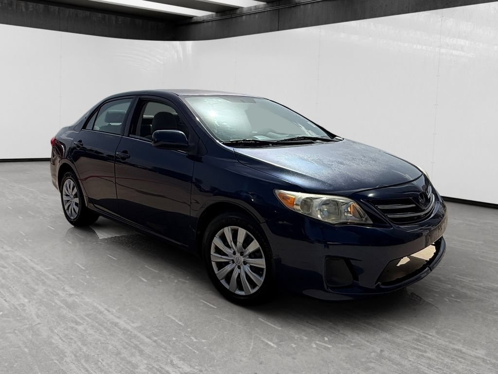 Used 2013 Toyota Corolla LE FWD image 7