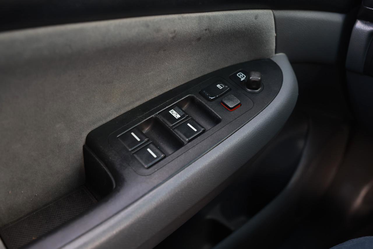 Used 2004 Honda Accord LX image 38