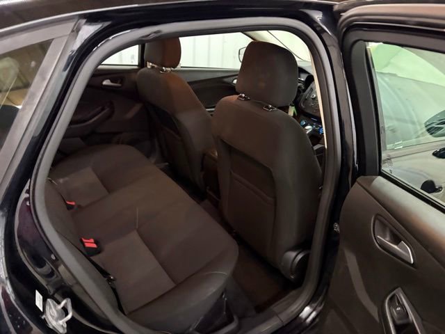 Used 2016 Ford Focus SE image 13