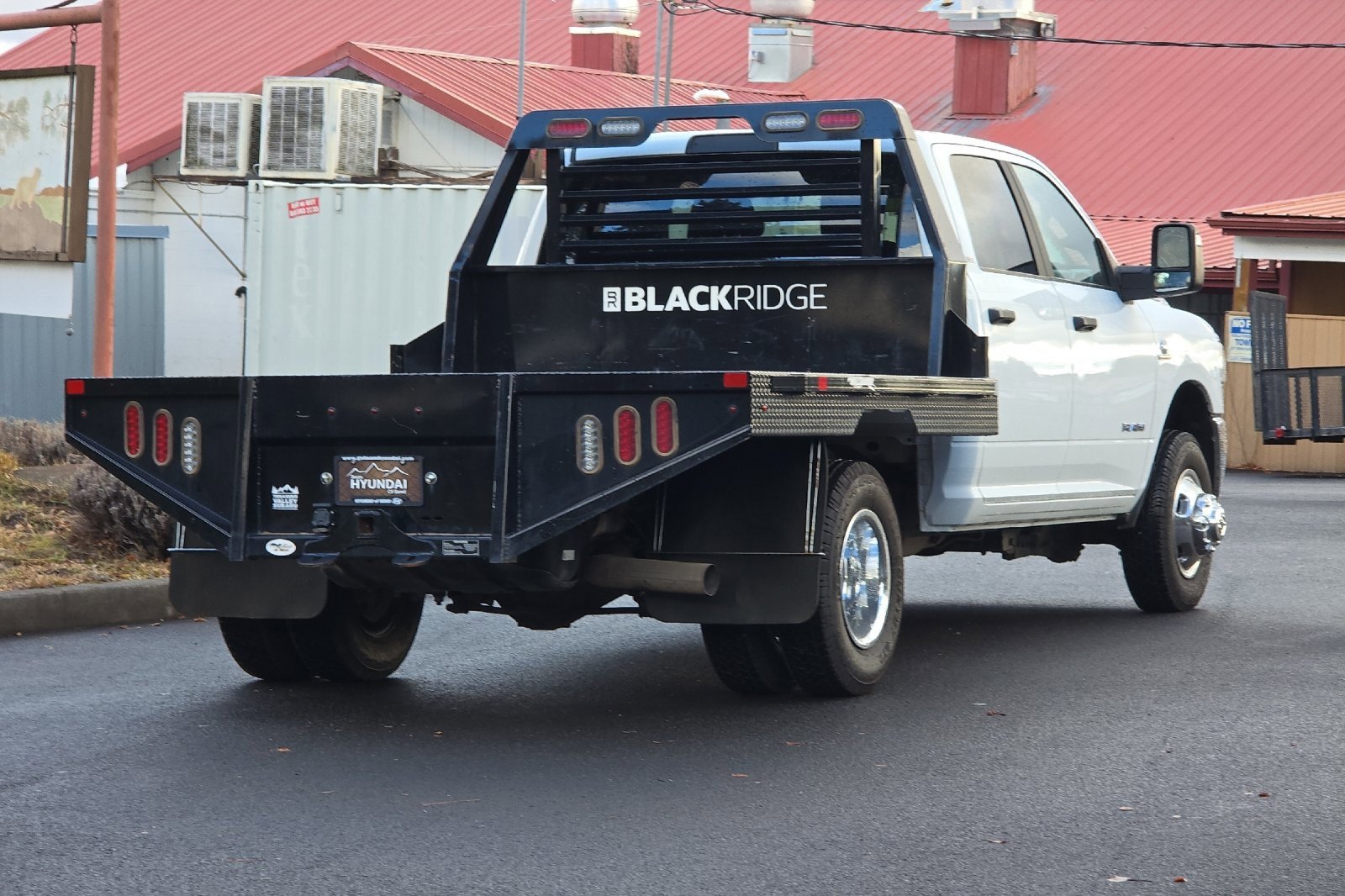 Used 2024 RAM 3500 SLT w/ Quick Order Package 2YG SLT image 4