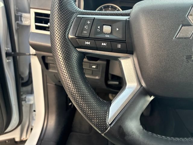 Used 2024 Mitsubishi Outlander SE FWD image 22