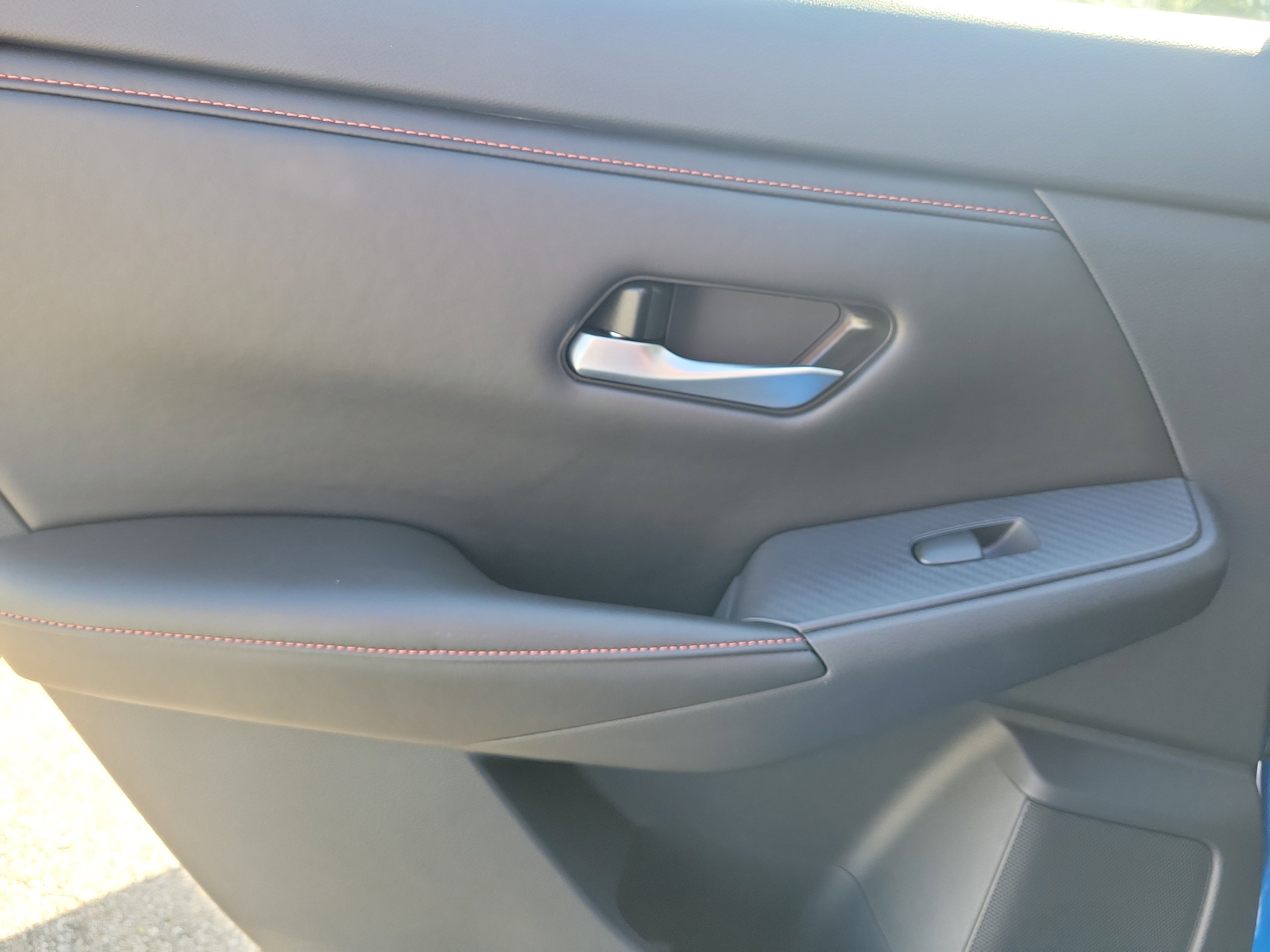 Certified 2024 Nissan Sentra SR FWD image 18