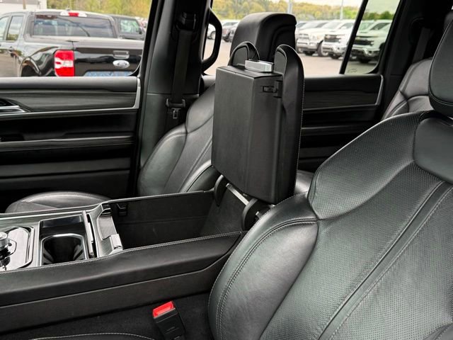 Used 2023 Jeep Wagoneer Series II AWD/4WD image 32