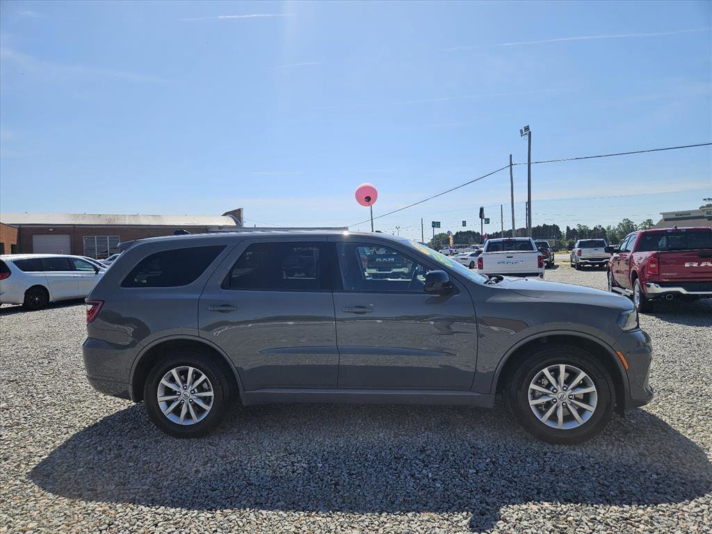 Used 2025 Dodge Durango GT RWD image 3
