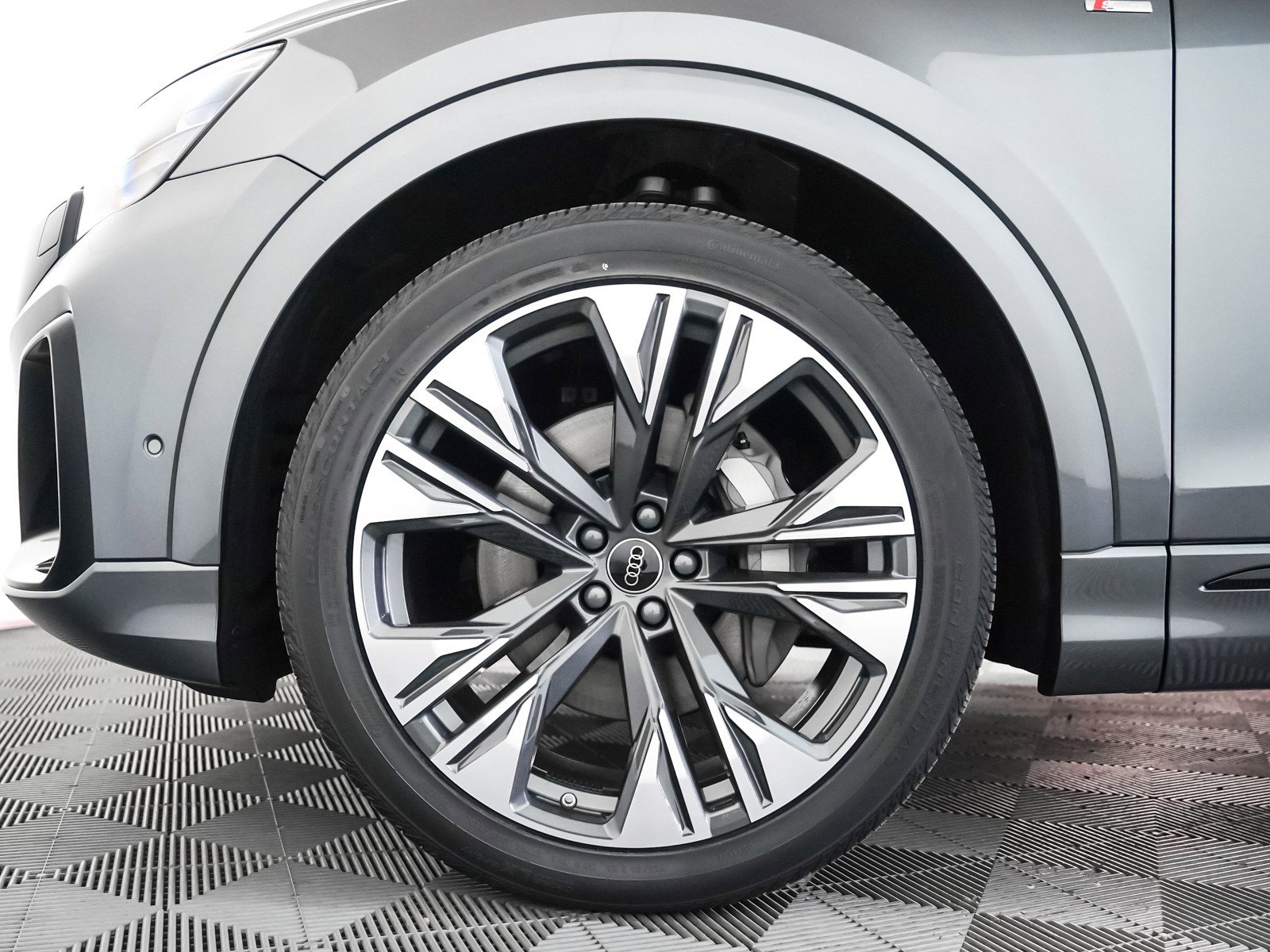 New 2026 Audi Q8 Prestige image 6