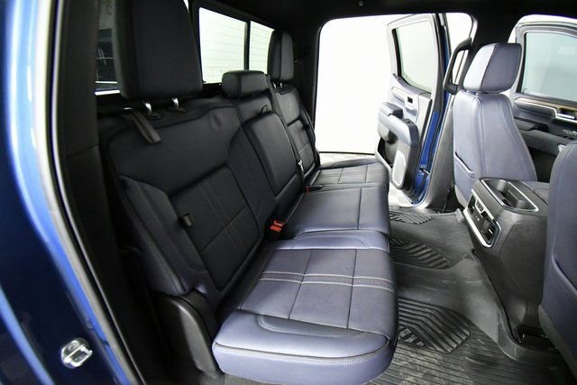 Used 2024 Chevrolet Silverado 1500 High Country w/ Technology Package image 24