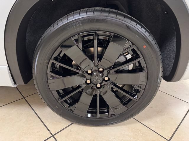 New 2026 Mitsubishi Outlander SEL Black Edition FWD image 29