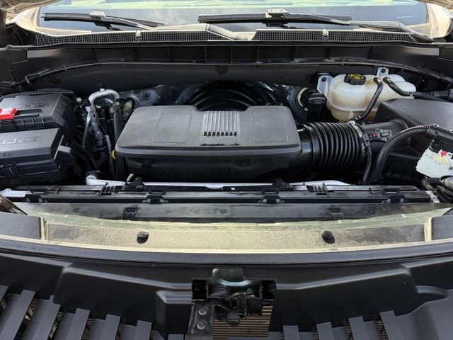 Used 2023 Chevrolet Suburban Premier image 35