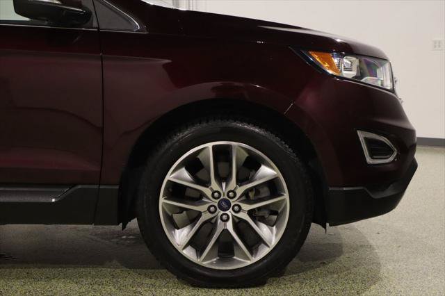 Used 2017 Ford Edge Titanium w/ Technology Package FWD image 12