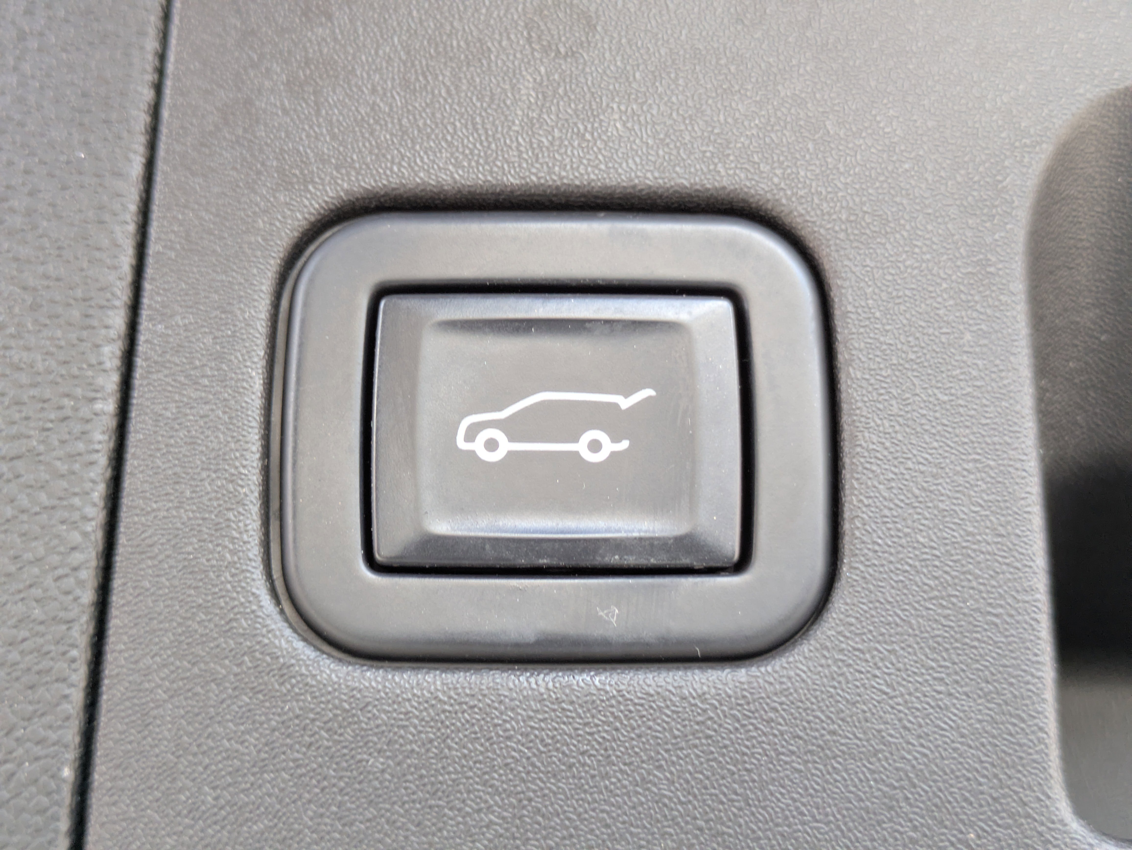 Used 2022 Cadillac XT5 Sportv w/ LPO, ONYX Package image 8