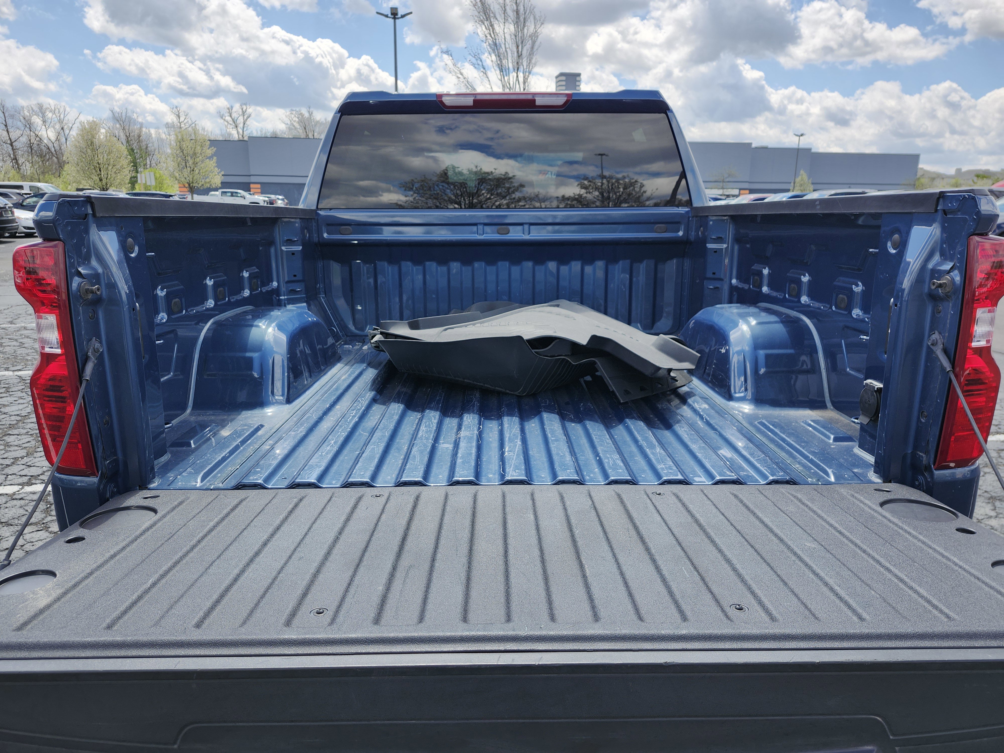 Used 2024 Chevrolet Silverado 1500 Custom AWD/4WD image 22