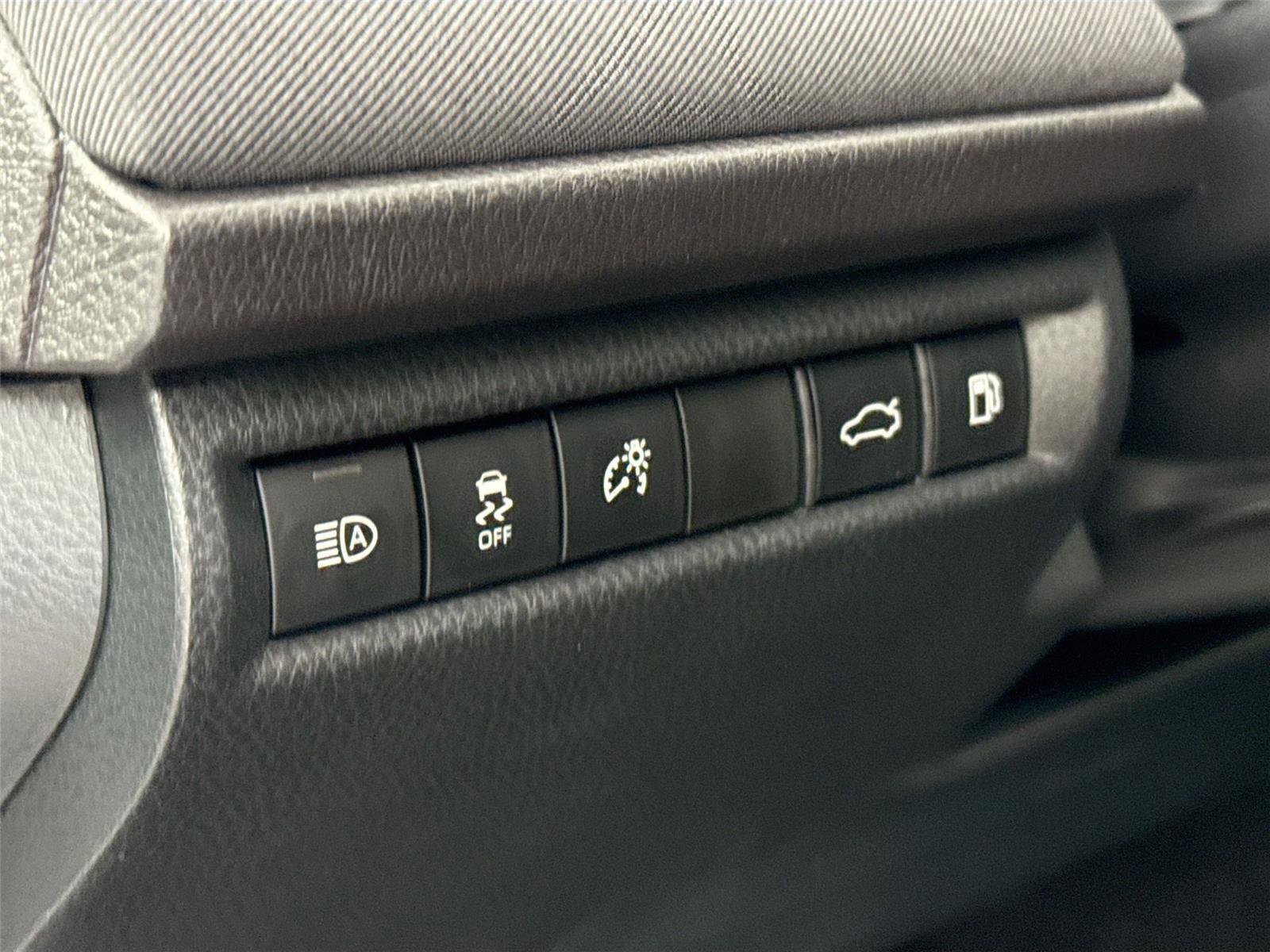 Certified 2025 Toyota Camry LE image 14