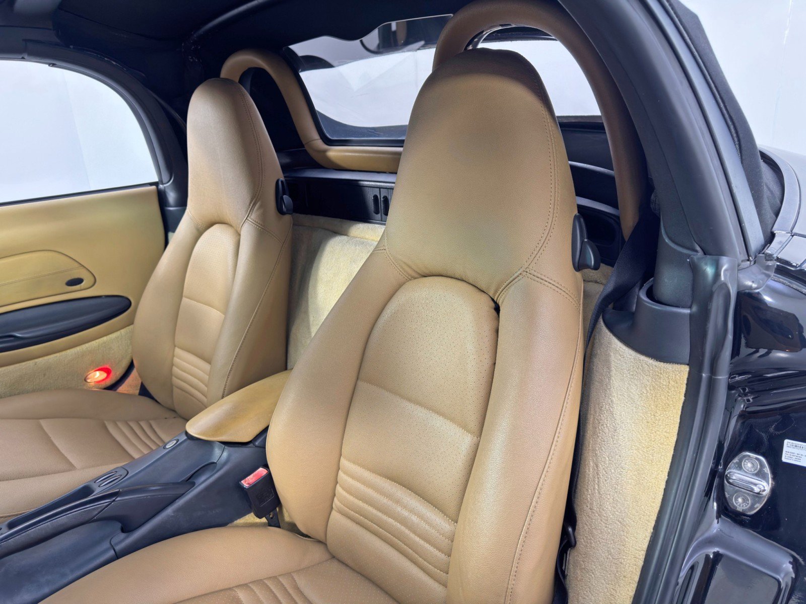 Used 1999 Porsche Boxster image 23