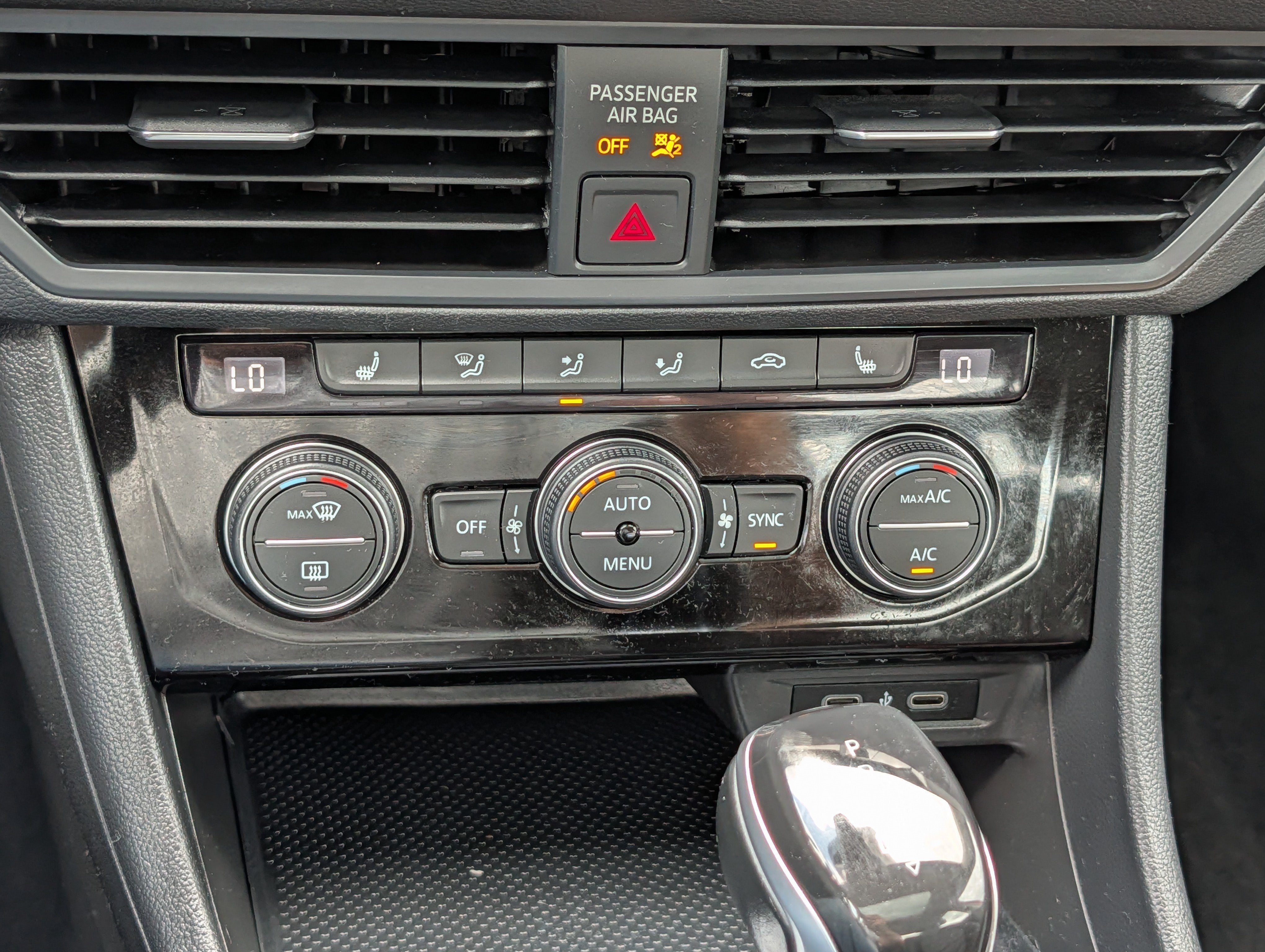 Used 2022 Volkswagen Jetta SE FWD image 23