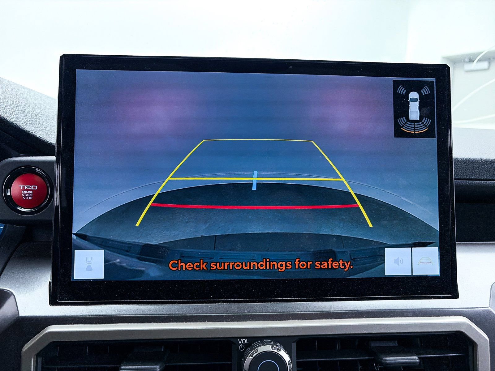 Used 2024 Toyota Tacoma TRD Off-Road w/ TRD Off Road Upgrade Package image 9