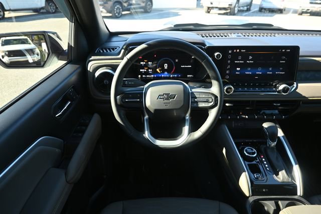Used 2024 Chevrolet Colorado ZR2 w/ ZR2 Convenience Package III image 13