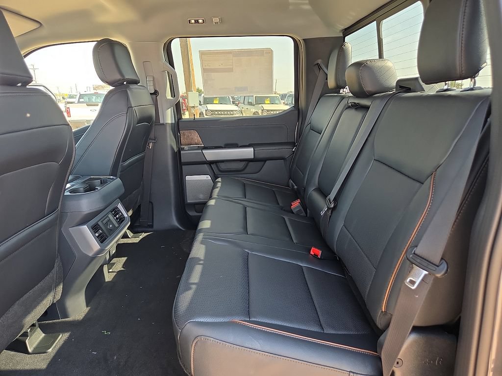 New 2026 Ford F250 Lariat w/ FX4 Off-Road Package AWD/4WD image 18
