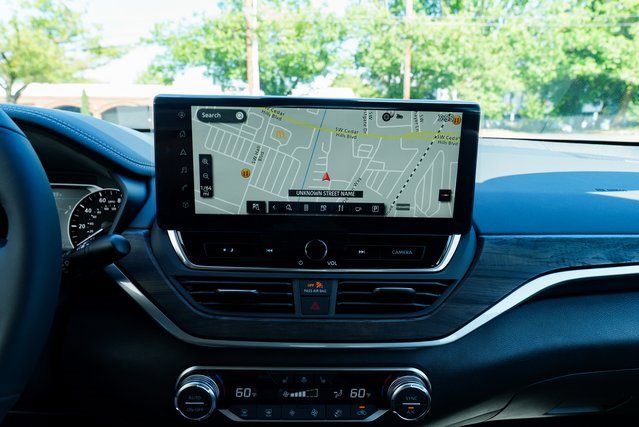 New 2025 Nissan Altima 2.5 SL image 12