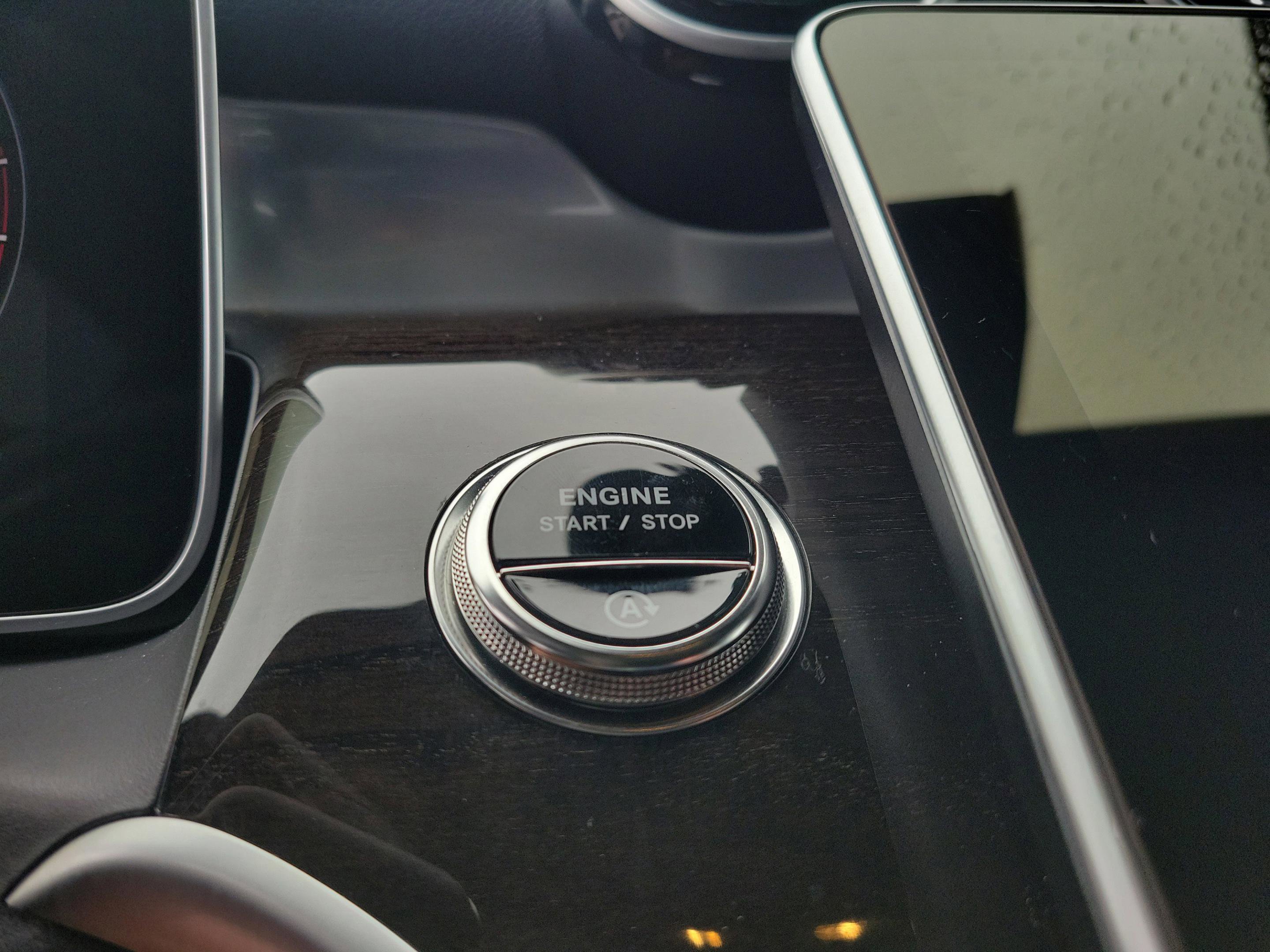 Certified 2026 Mercedes-Benz GLC 300 image 32