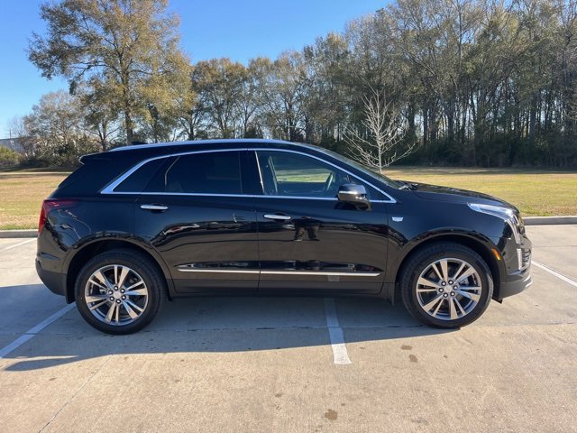 New 2026 Cadillac XT5 Premium Luxury w/ LPO, Floor Liner Package image 9