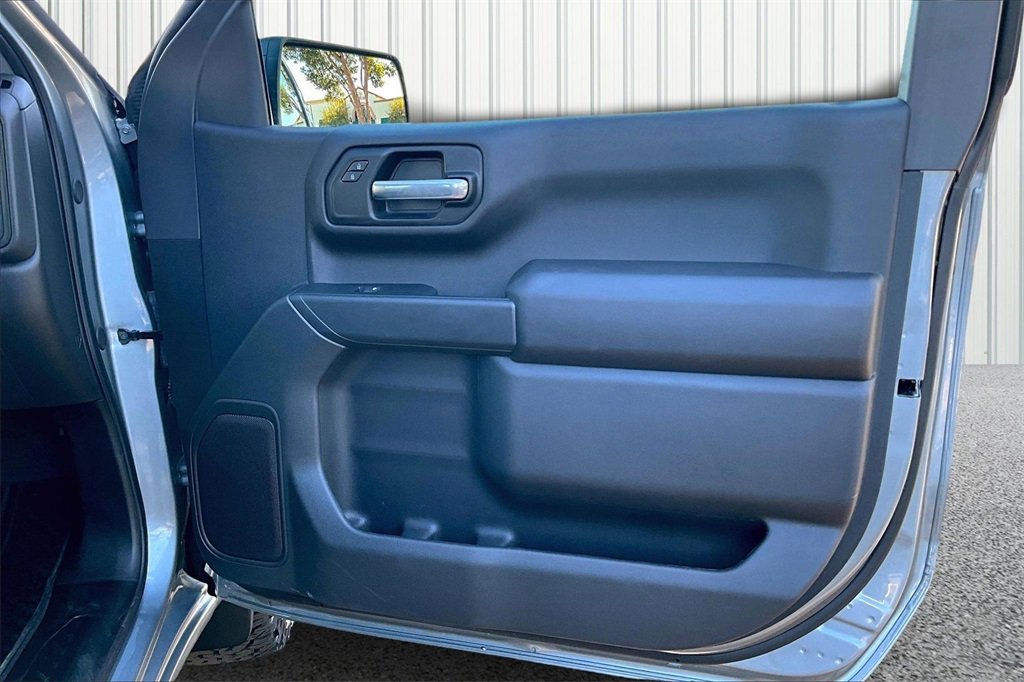 Used 2025 Chevrolet Silverado 1500 W/T w/ Trailering Package image 15