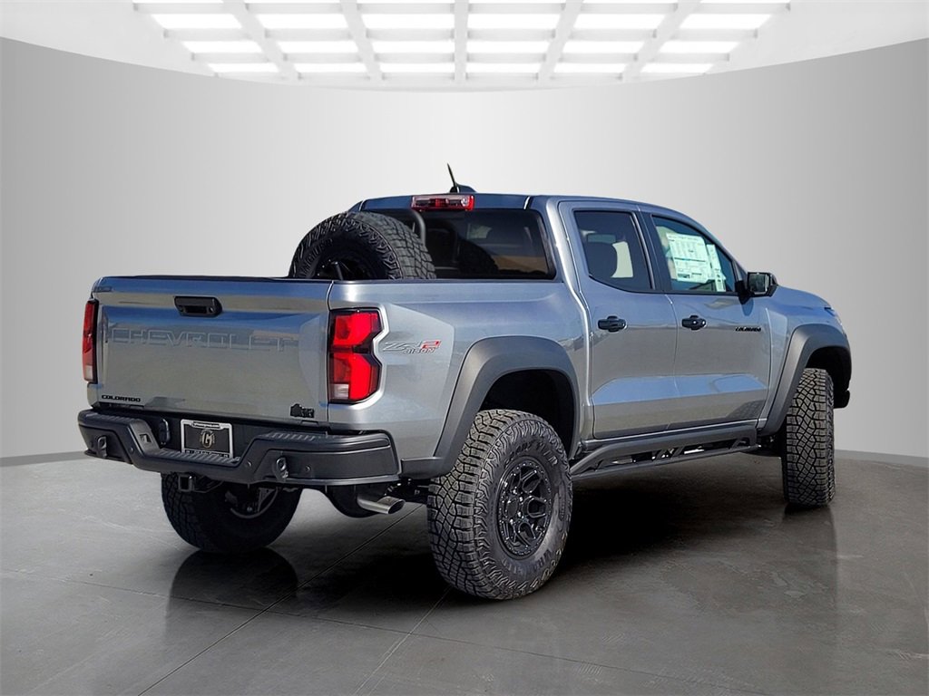 New 2026 Chevrolet Colorado ZR2 w/ ZR2 Bison Edition image 4