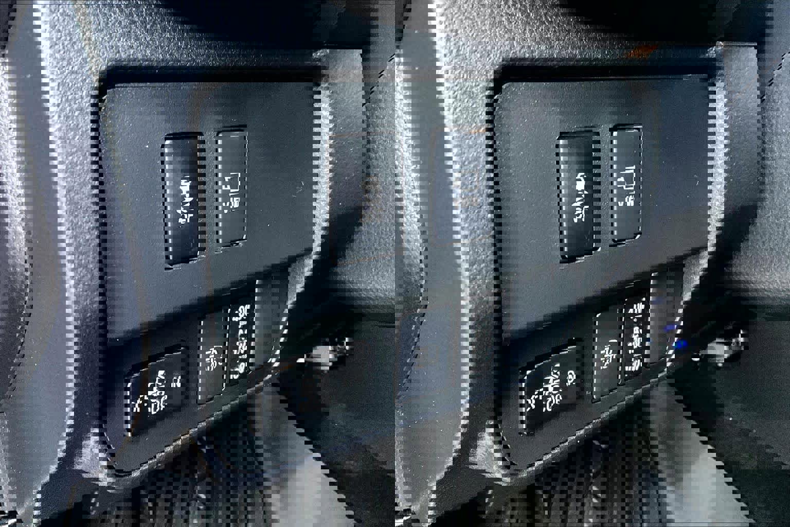 Used 2023 Toyota Tacoma Limited image 33