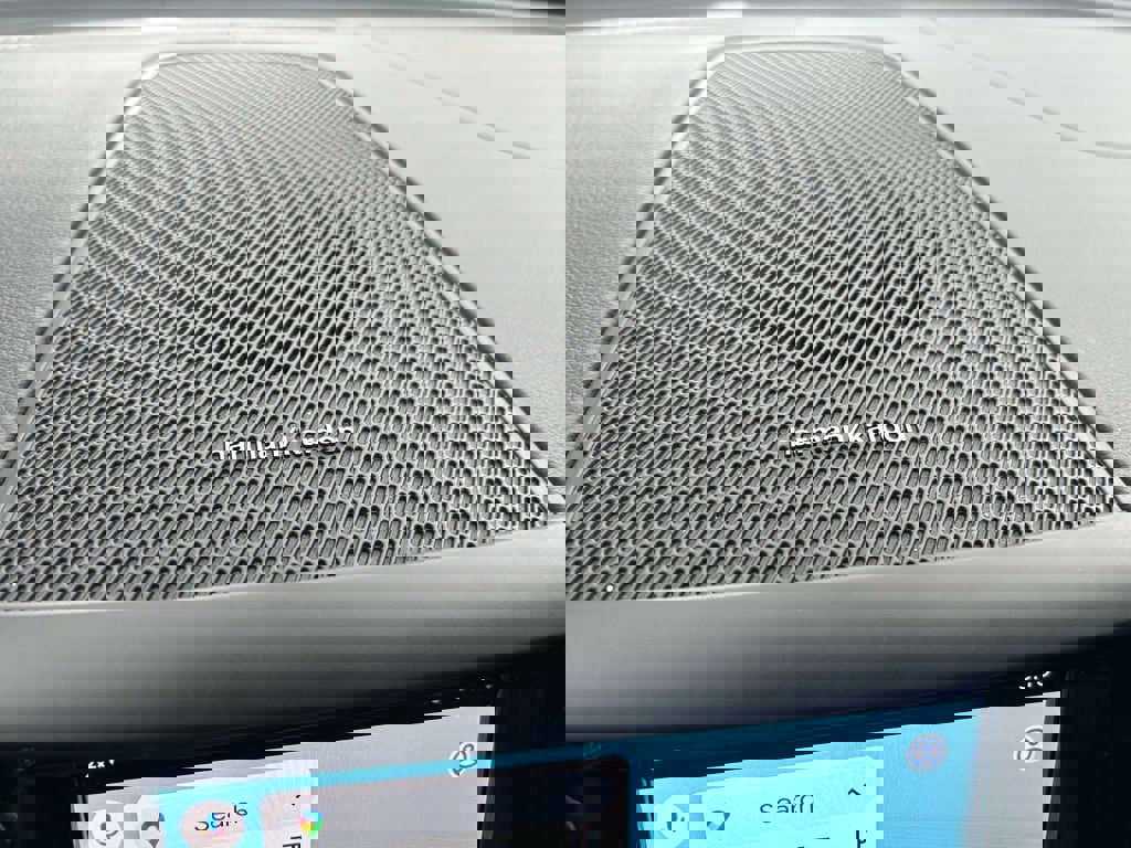 Certified 2022 Volvo XC60 B5 Inscription w/ Advanced Package image 31