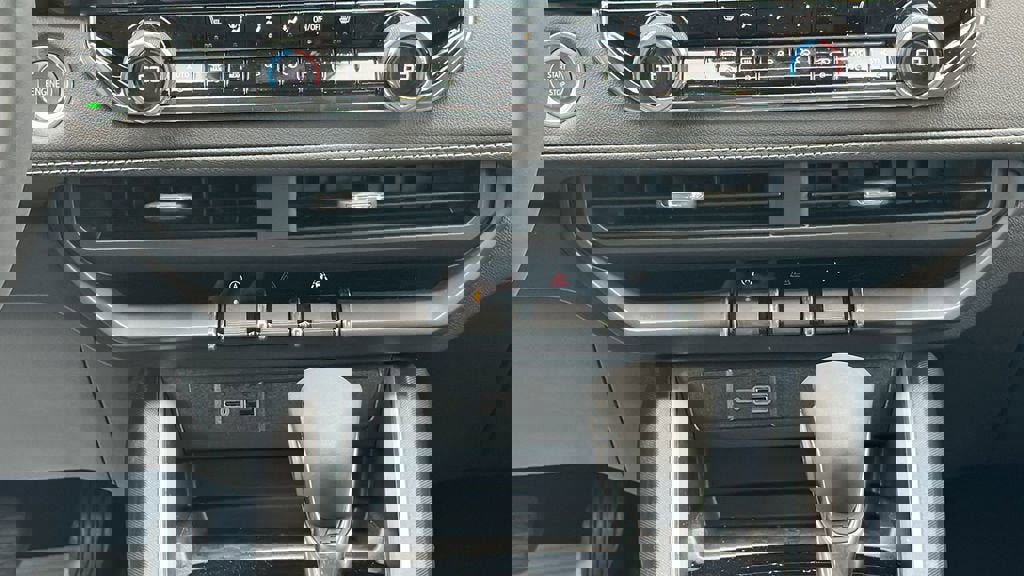 New 2025 Chevrolet Colorado LT w/ LT Convenience Package image 18