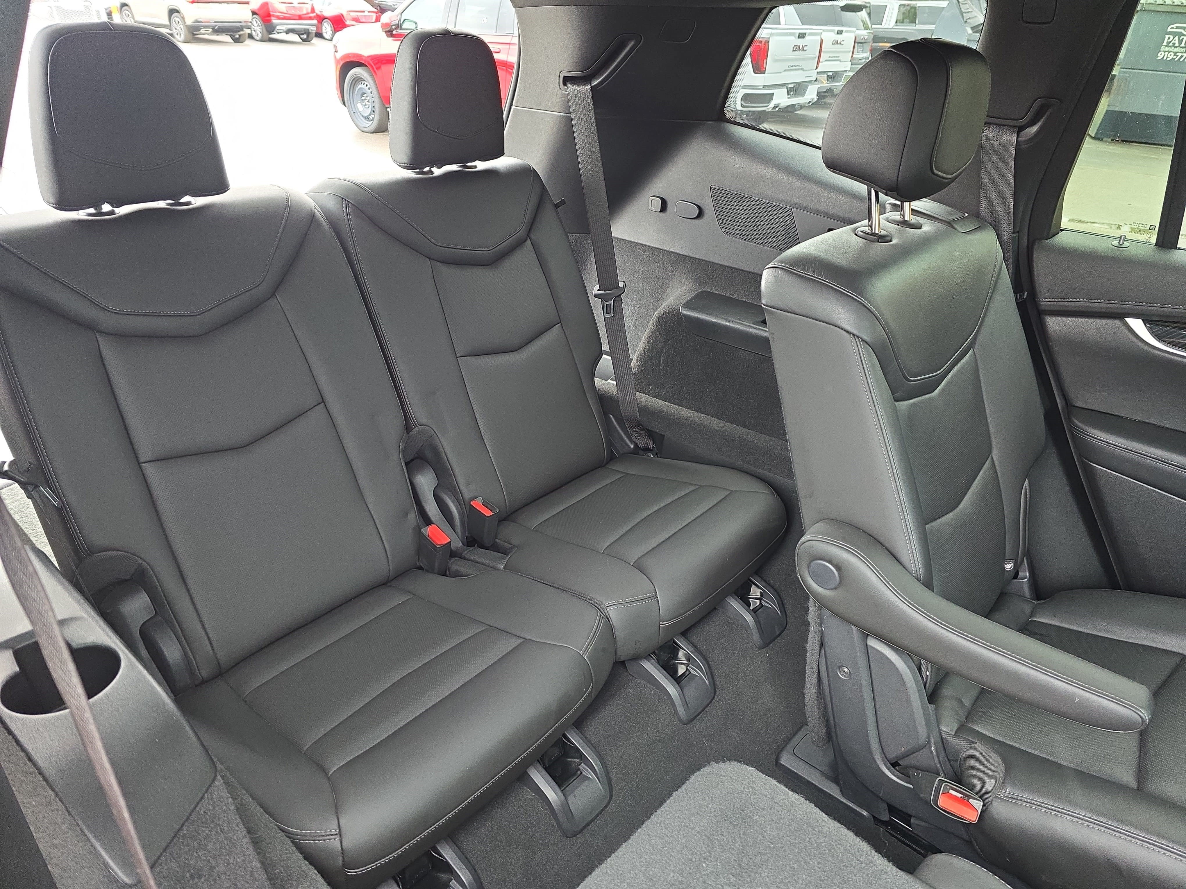 Used 2020 Cadillac XT6 Premium Luxury FWD image 12