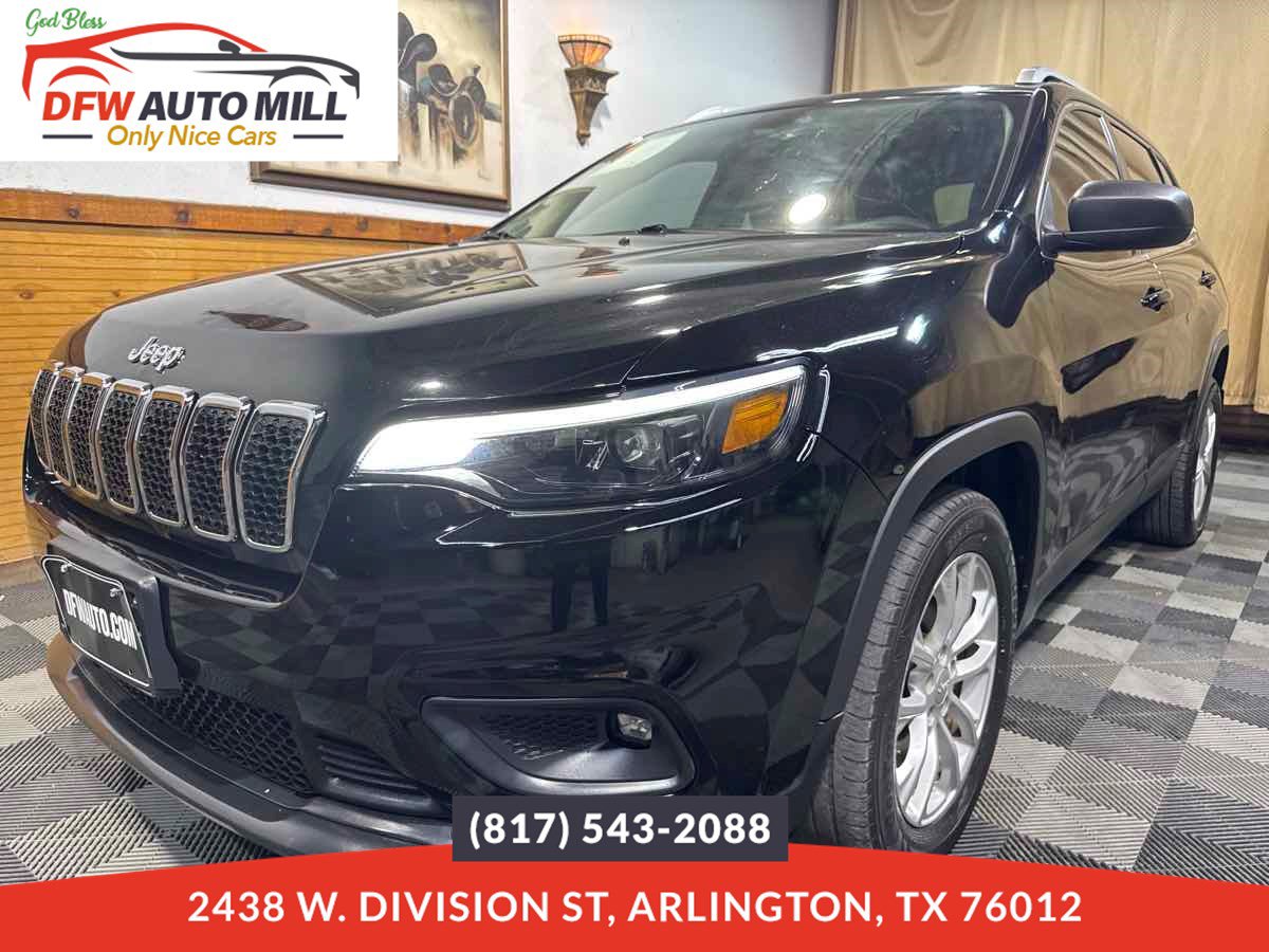 Used 2019 Jeep Cherokee Latitude w/ Popular Appearance Group FWD image 1