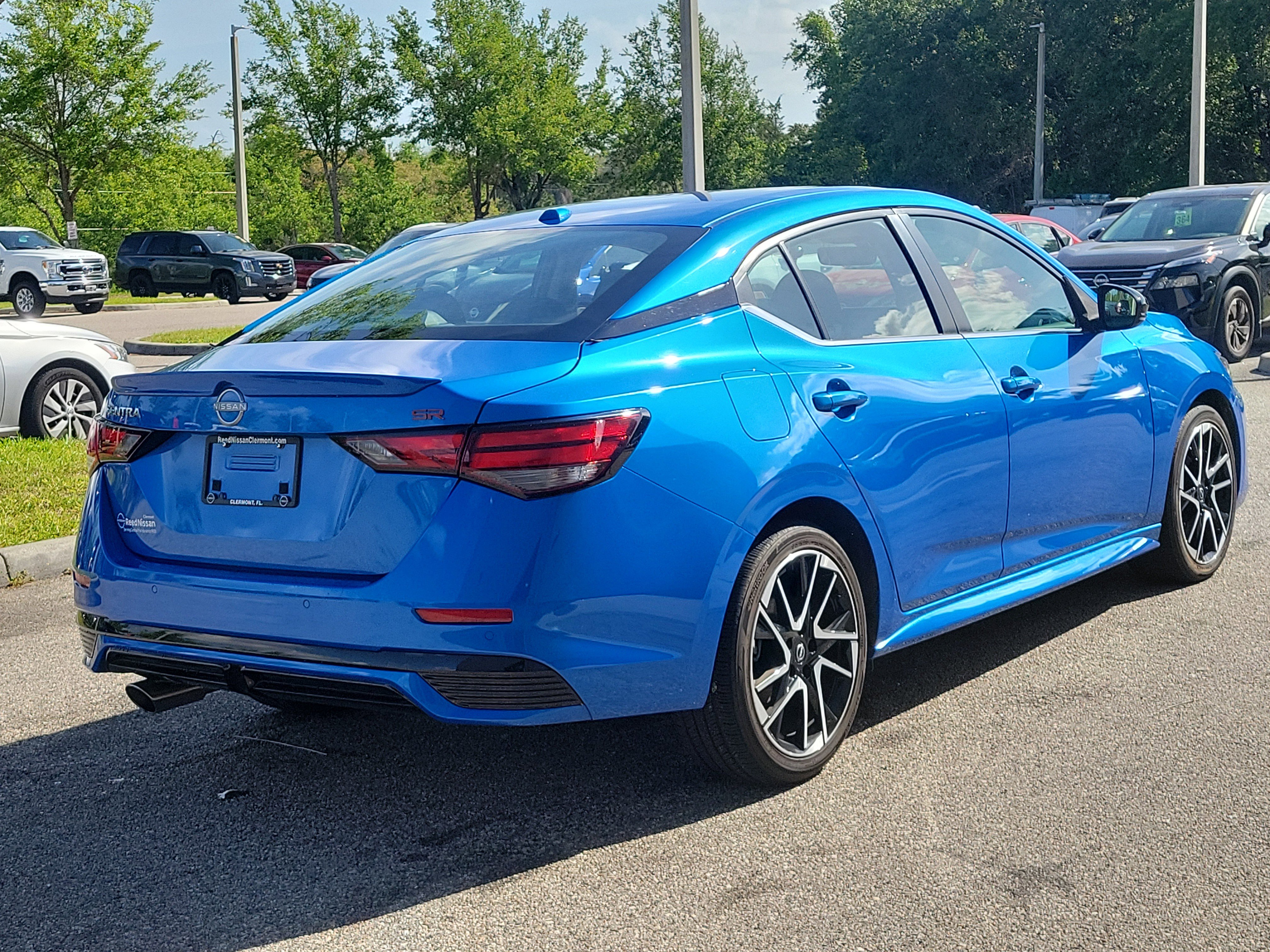 Certified 2024 Nissan Sentra SR FWD image 5