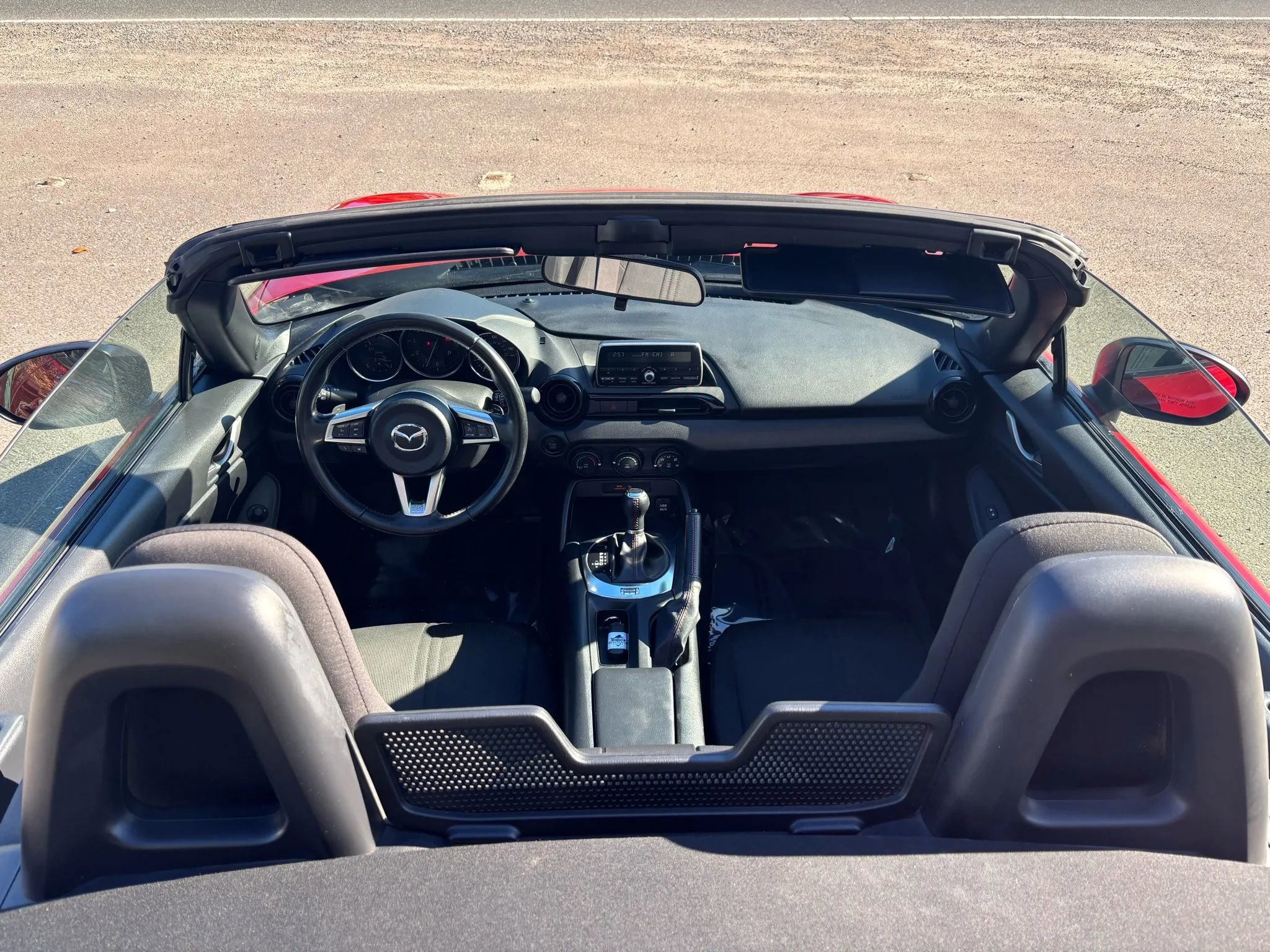 Used 2016 MAZDA MX-5 Miata Sport image 34