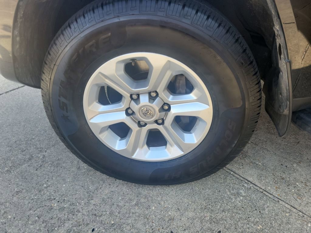 Certified 2023 Toyota 4Runner SR5 Premium w/ Moonroof Package image 32