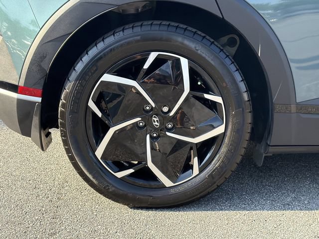 Certified 2024 Hyundai Ioniq 5 SEL RWD image 17