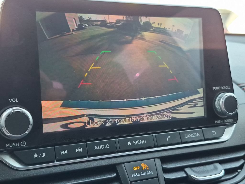 Used 2022 Nissan Altima 2.5 SR FWD image 24