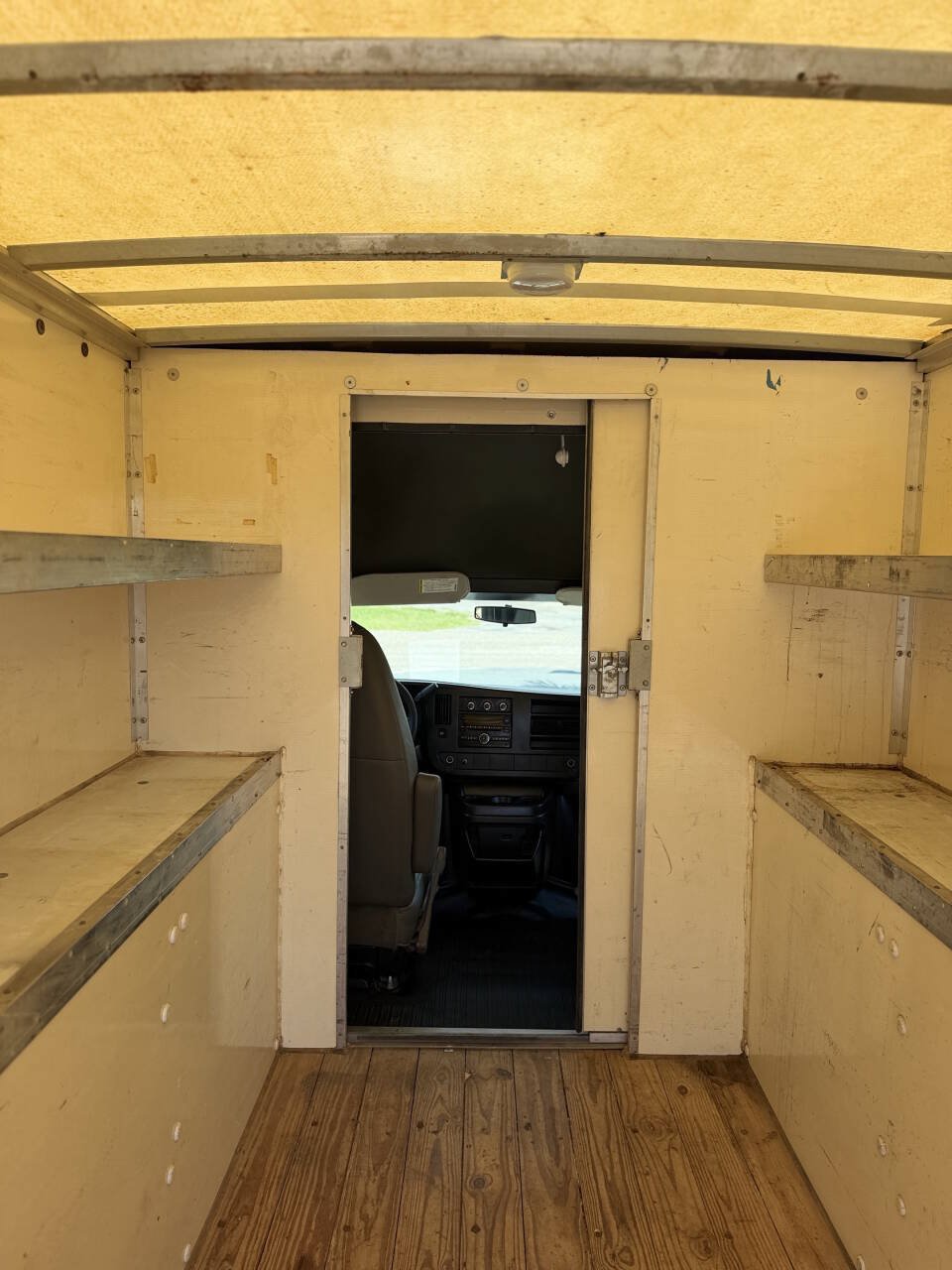 Used 2012 Chevrolet Express 3500 RWD image 13