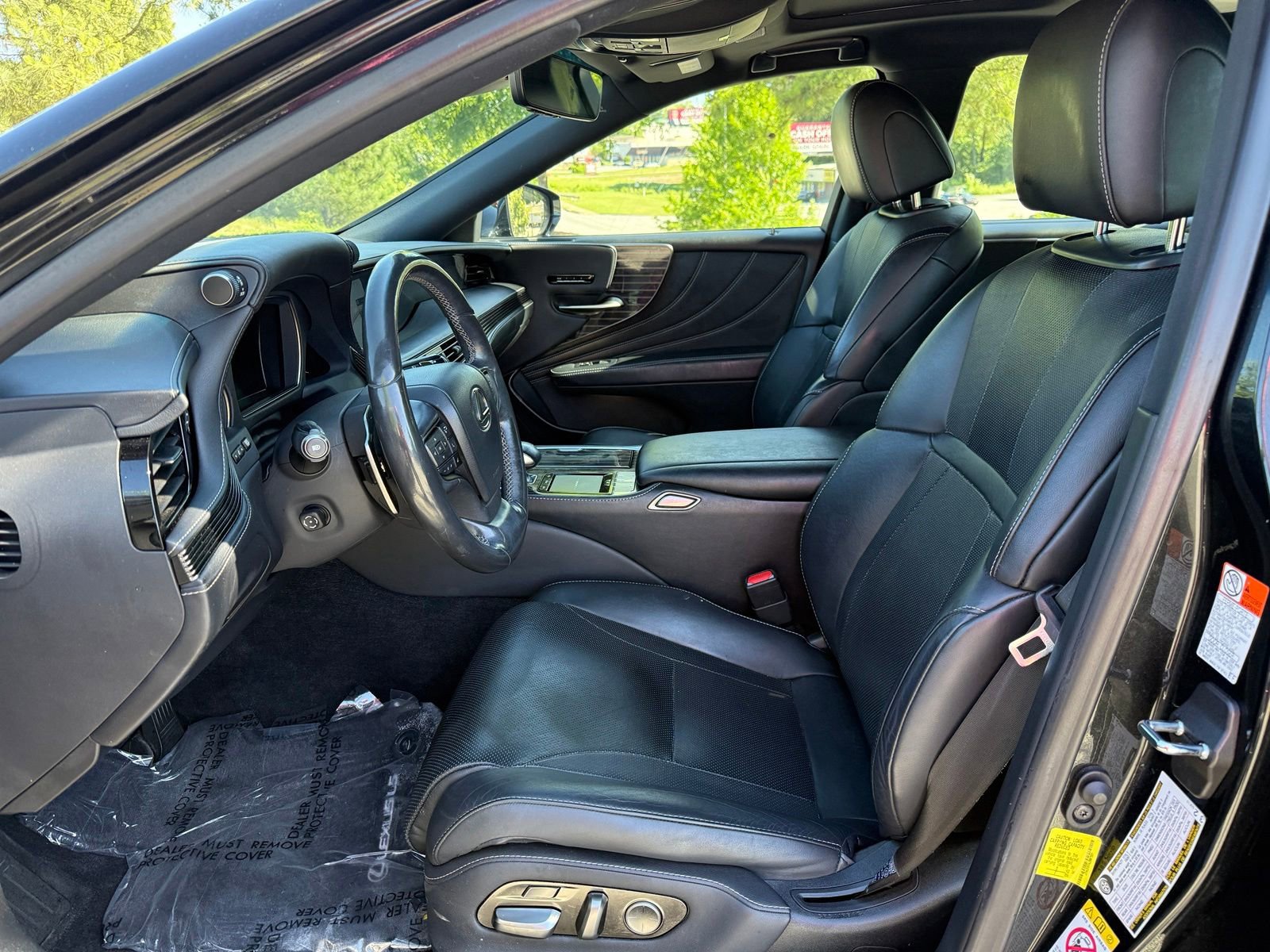 Used 2018 Lexus LS 500 AWD w/ Accessory Package (Z2) image 35