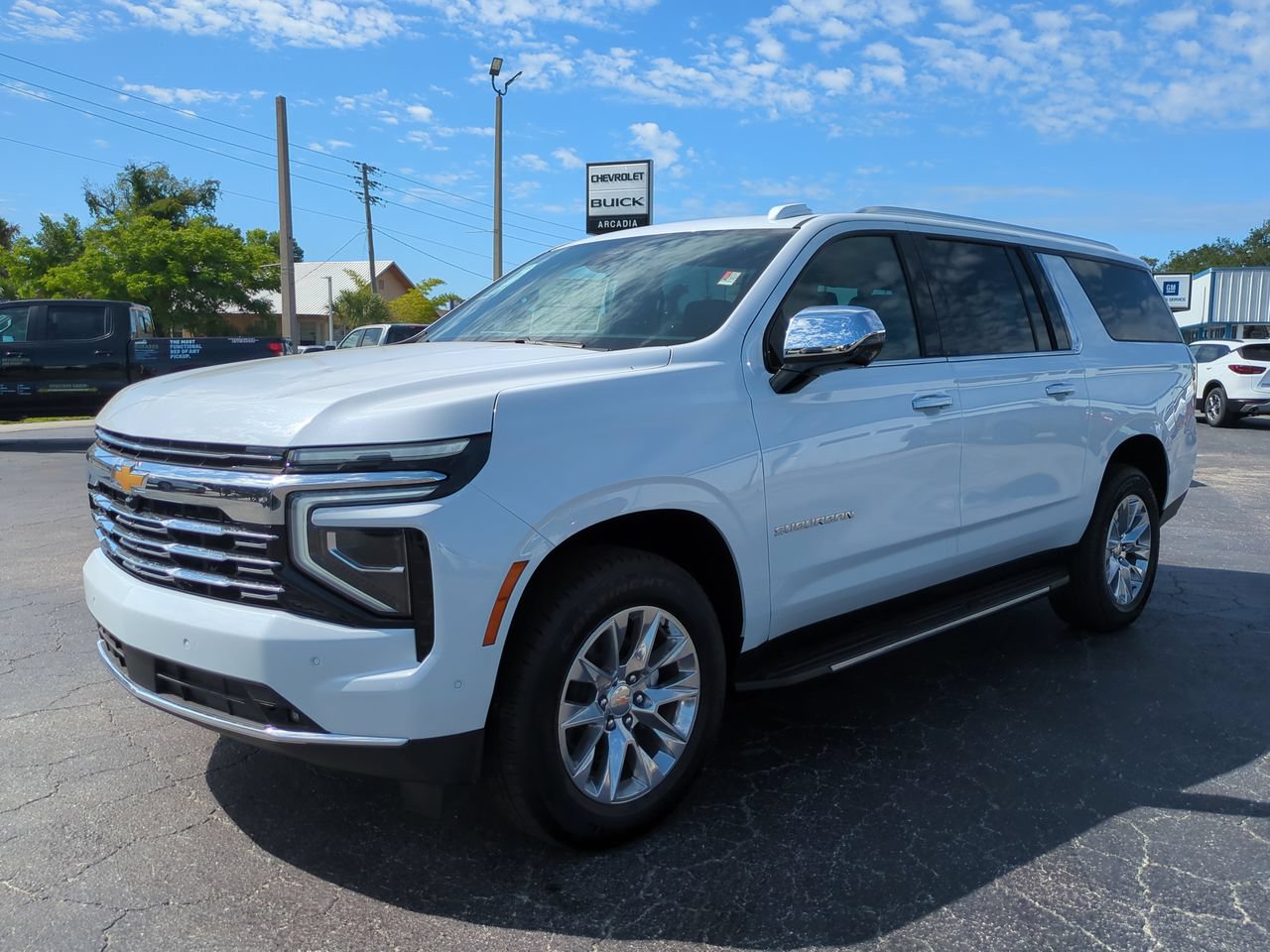 New 2026 Chevrolet Suburban Premier RWD image 8