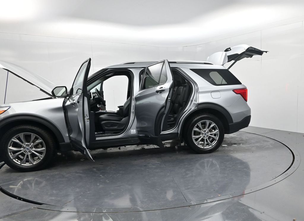 Used 2023 Ford Explorer Limited image 64